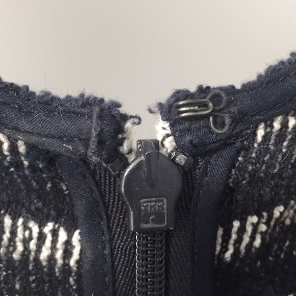 Size 2 Fit & Flare Navy Striped Theory Dress - Picture 4 of 6